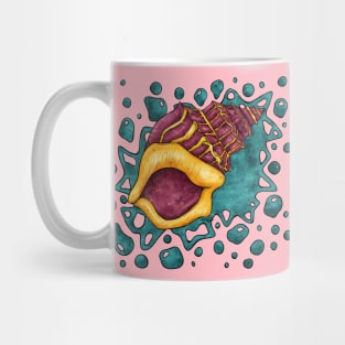 Bright sea shell with gold yellow colors, beach life Mug